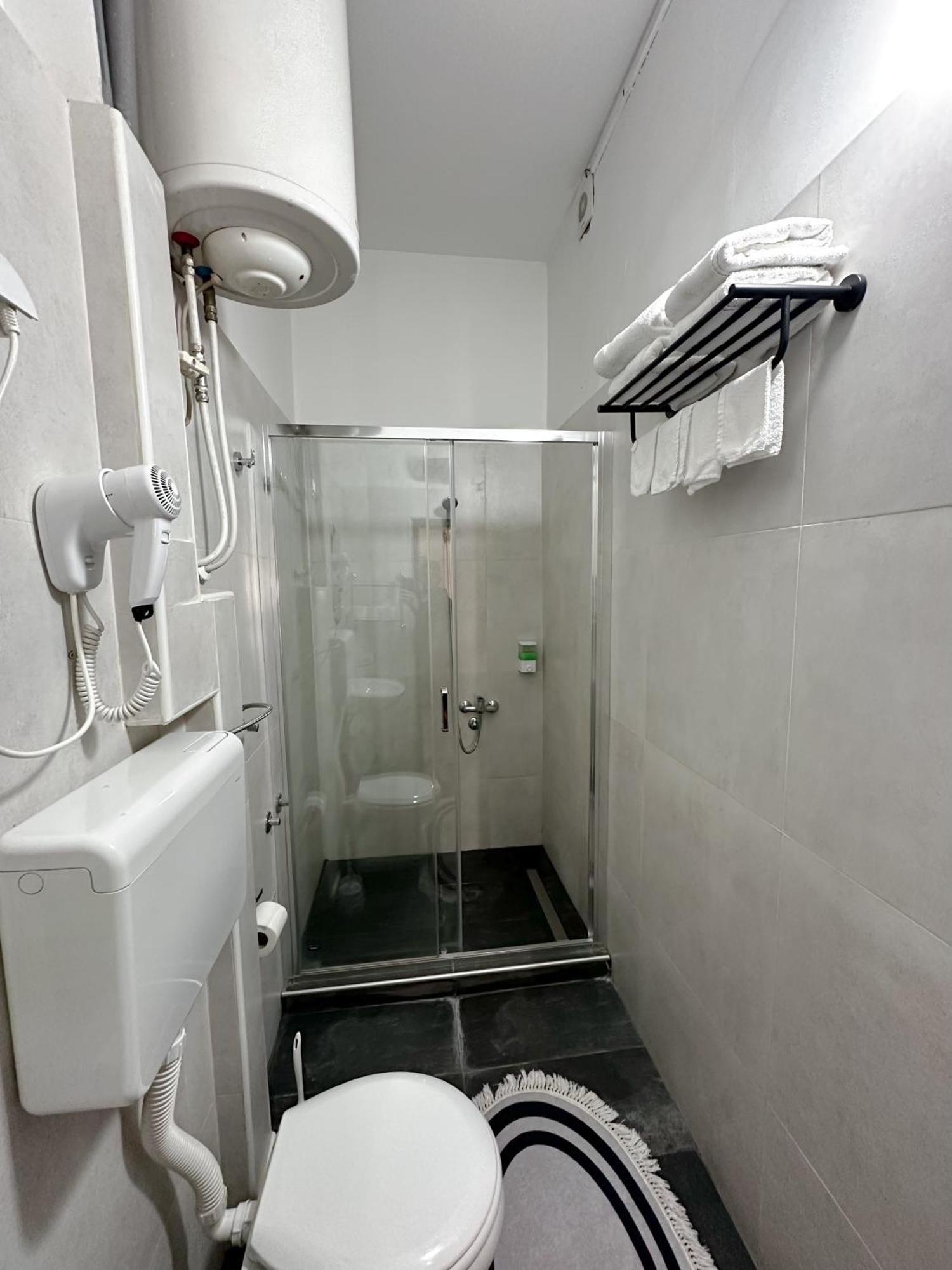 The Only One Apartments Nis Luaran gambar