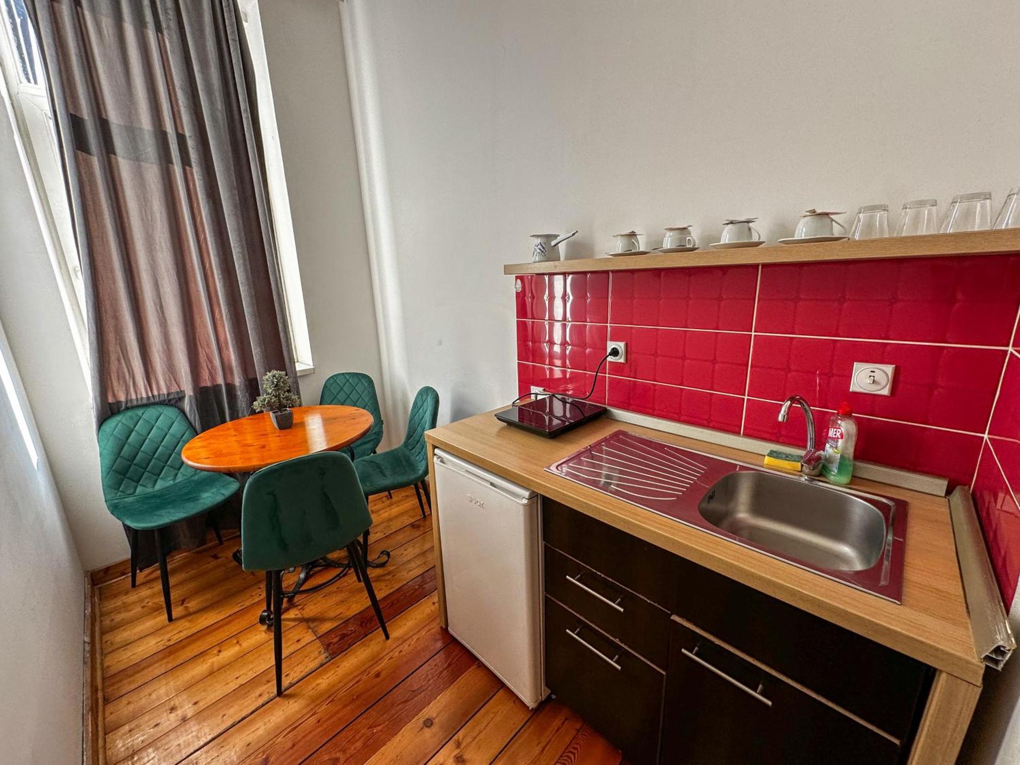 The Only One Apartments Nis Luaran gambar