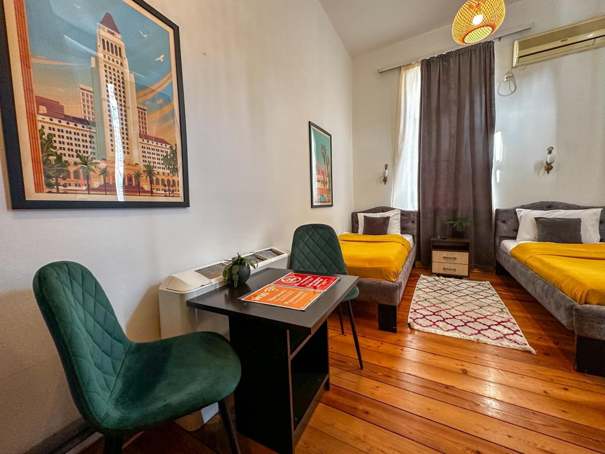 The Only One Apartments Nis Luaran gambar